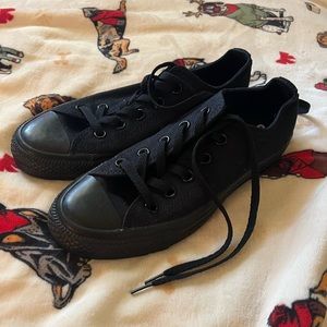 Womens Black Converse